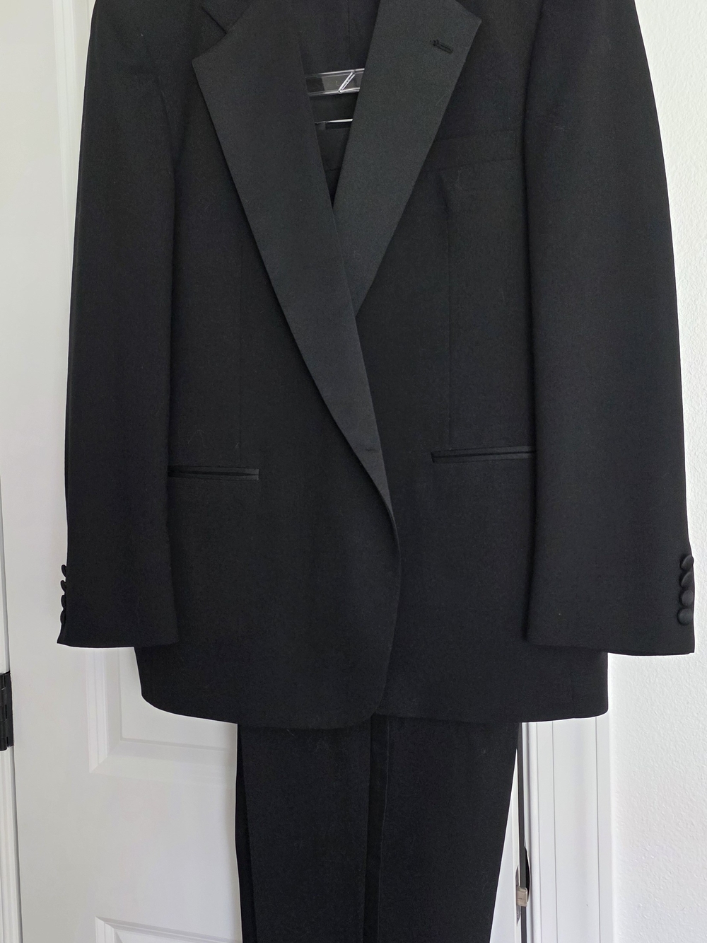 Dior Black Tuxedo Jacket and 40×28 Trousers